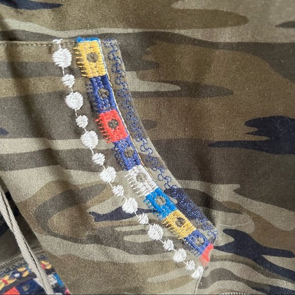 Johnny Was Camo Green Rina Raglan Hoodie Jacket - Picture 2 of 13